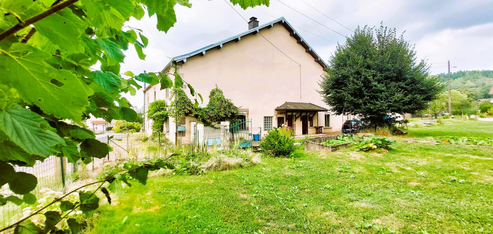 130KM de BALE/SAINT LOUIS - 1000 ETANGS - ANCIENNE FERME 200 M² HAB. - DEPENDANCES - Village 350hab. (350)