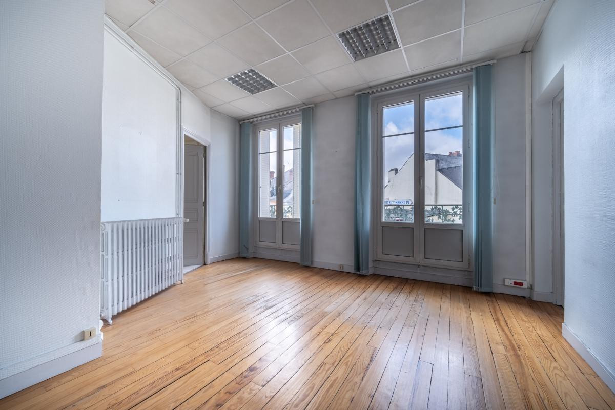 Immeuble de bureaux - 2e étage - Centre-ville de Tarbes