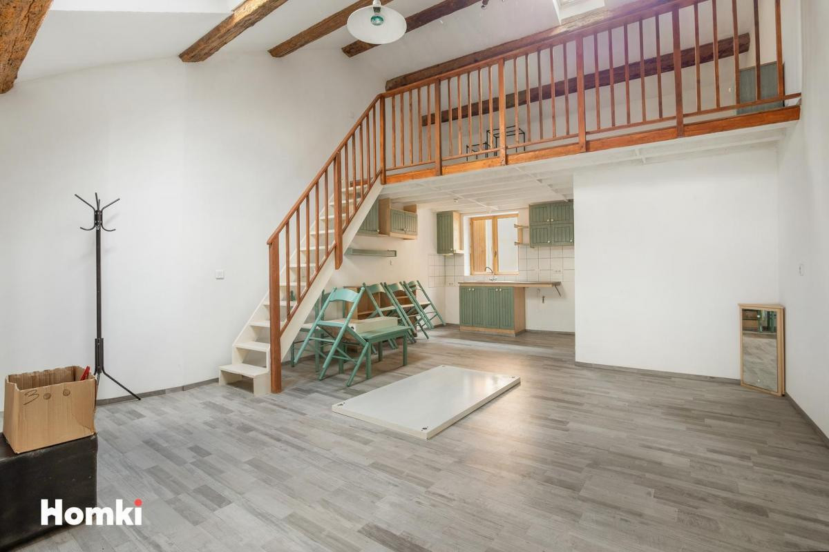 IMMEUBLE 247M²