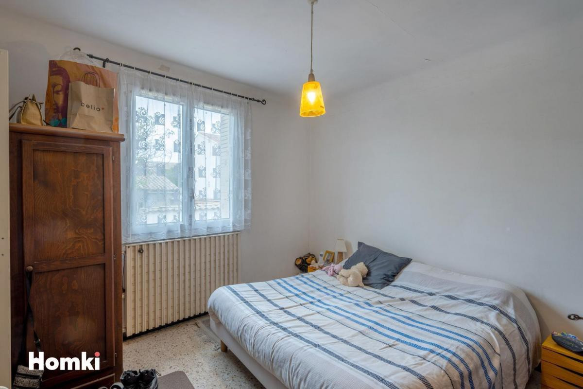 Belle Opportunité immeuble de 2 biens T6 de 250 m²  centre ville de Morières-lès-Avignon