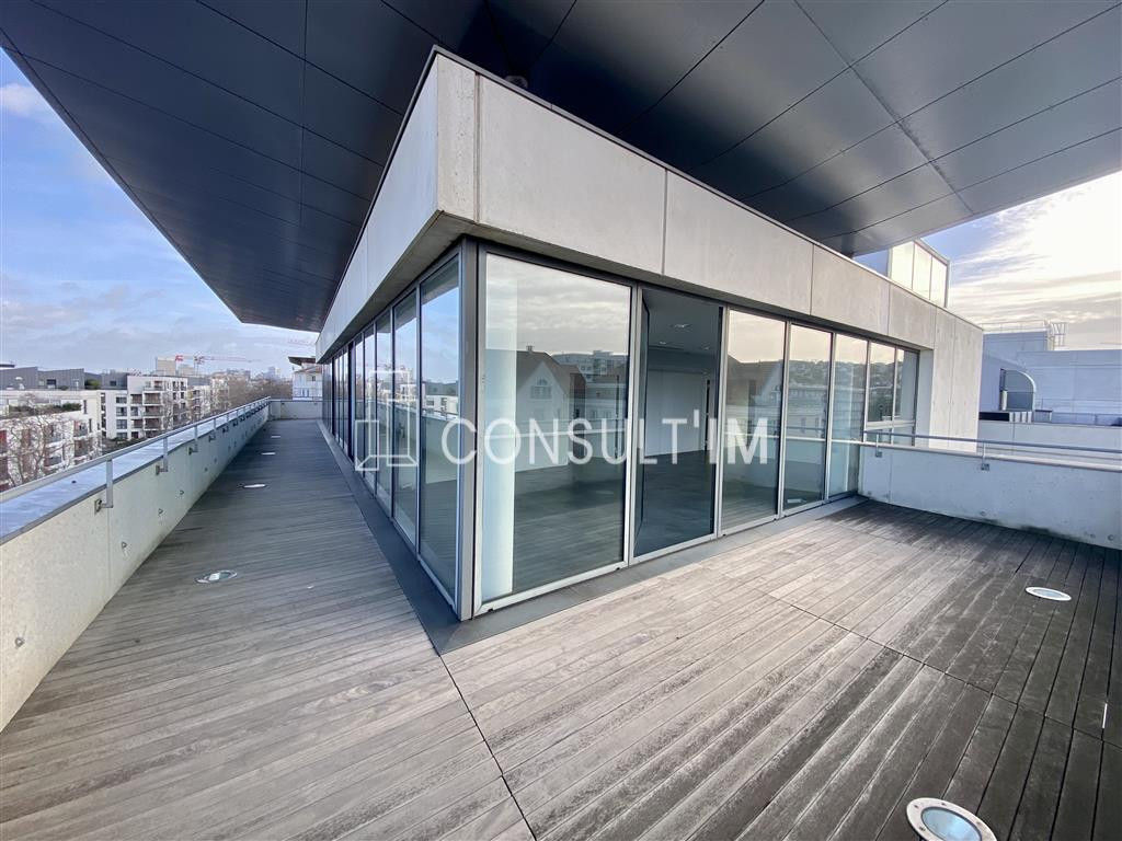 Lumineux avec terrasse privative !