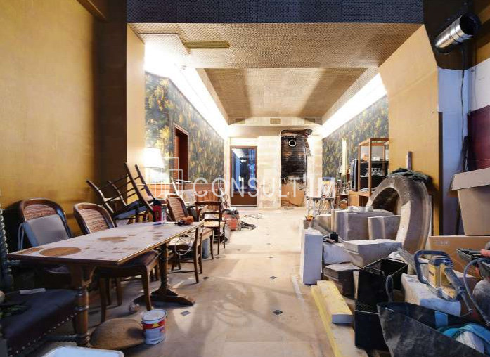 A louer restaurant au pied d'un hôtel en cours de restructuration