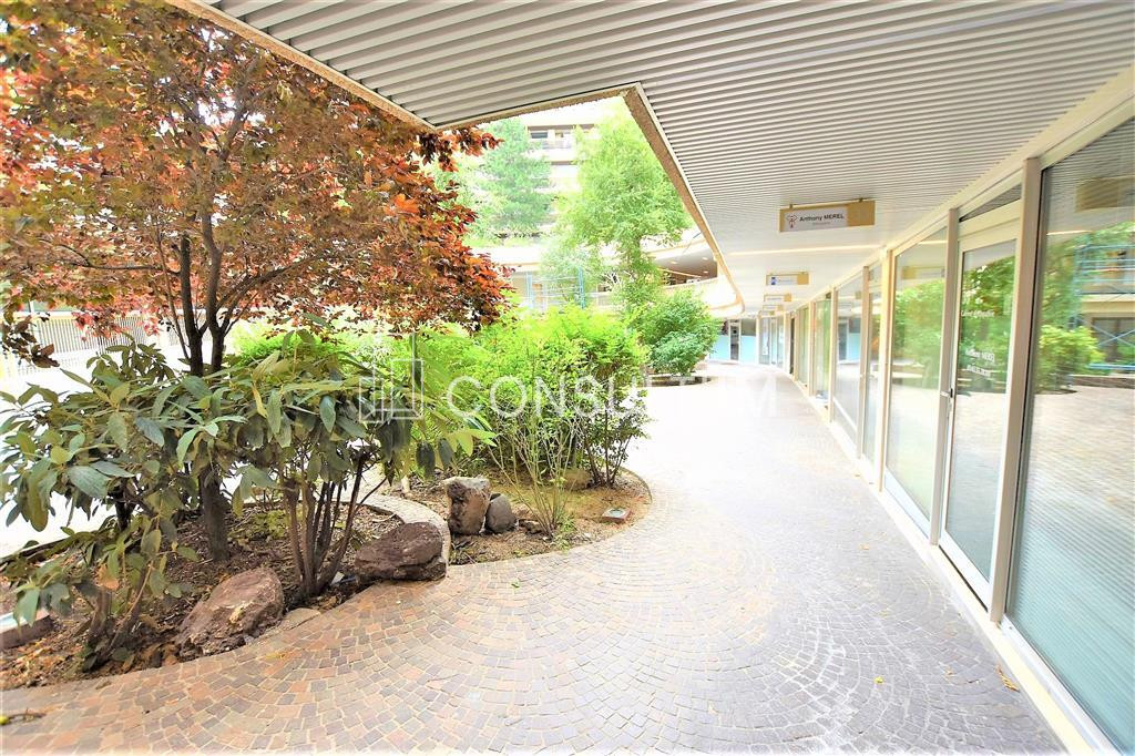 A deux pas de la Gare Montparnasse, local idéal pour professions libérales - Accès PMR