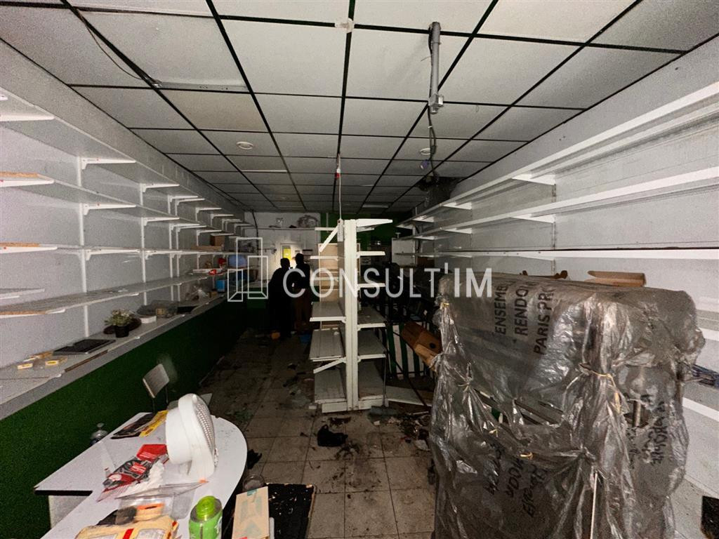 ééRue du Faubourg Saint-Martin, une boutique de 32 m2 en location pure disponible immédiatement !