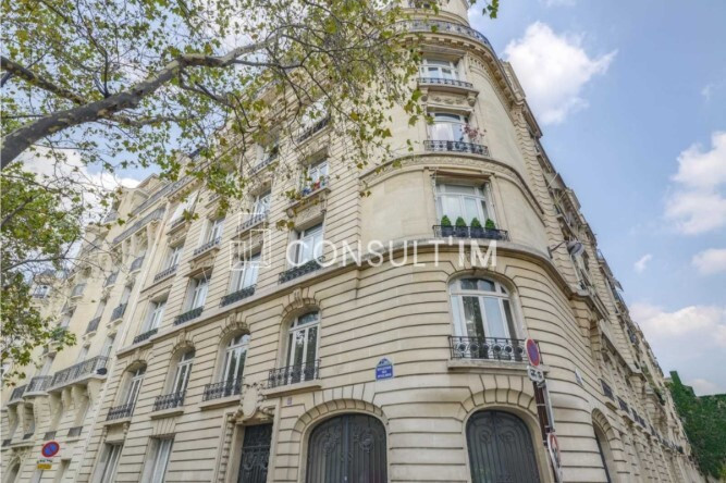 Immeuble Haussmannien entièrement rénové