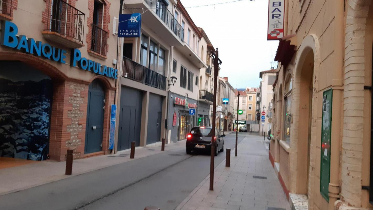 Local en plateau de 175 m² en rez-de-chaussée avec sanitaires