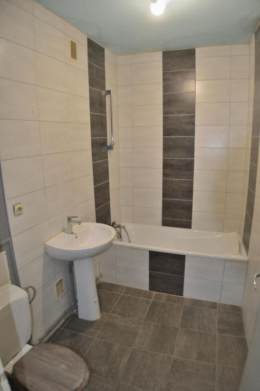 Immeuble Saint Hippolyte 3 appartements F4 + Studio