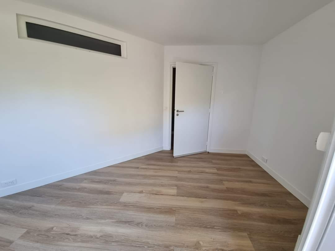 Cabinet 13 m2 à louer Verneuil/seine 78480