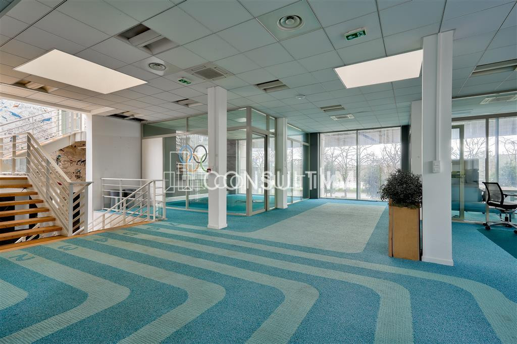 Produit rare et exceptionnel sur les quais de seine,  A LOUER  bureaux de 3308m² sur 3 bâtiments