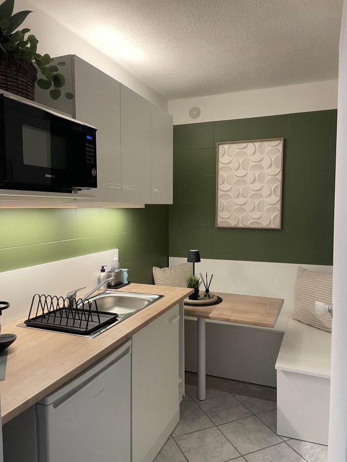 À louer - Bureau de 22 m² au sein d’un cabinet paramédical à Bordeaux Caudéran