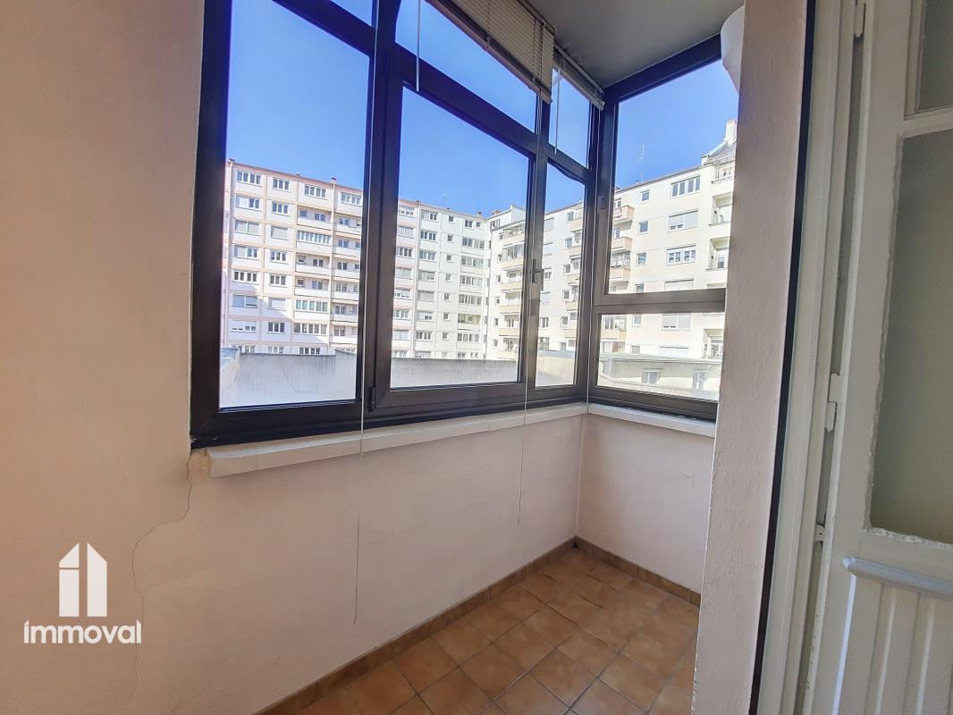 KRUTENAU/BOURSE - 3/4P 84.50 m² locaux professionnels 1er étag