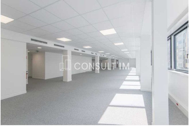 A louer bureaux proche métro Mairie de Clichy