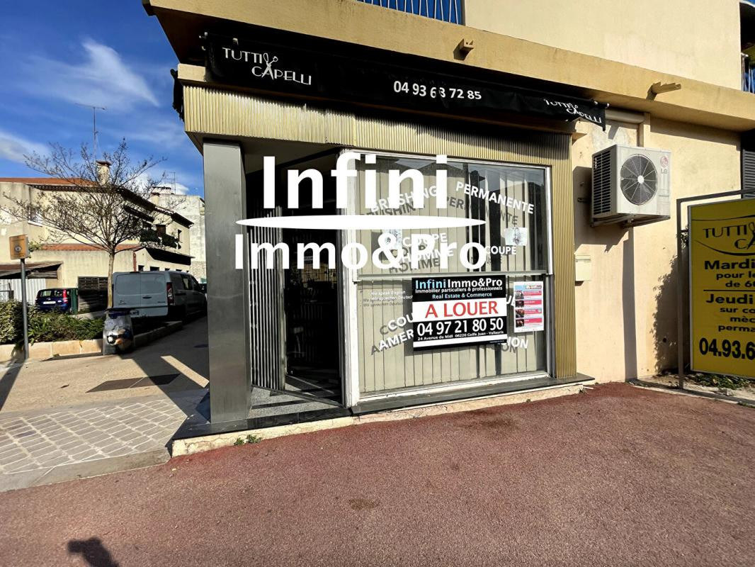 A VENDRE Murs Libres Local commercial  38 m2 avec cave de 19m2