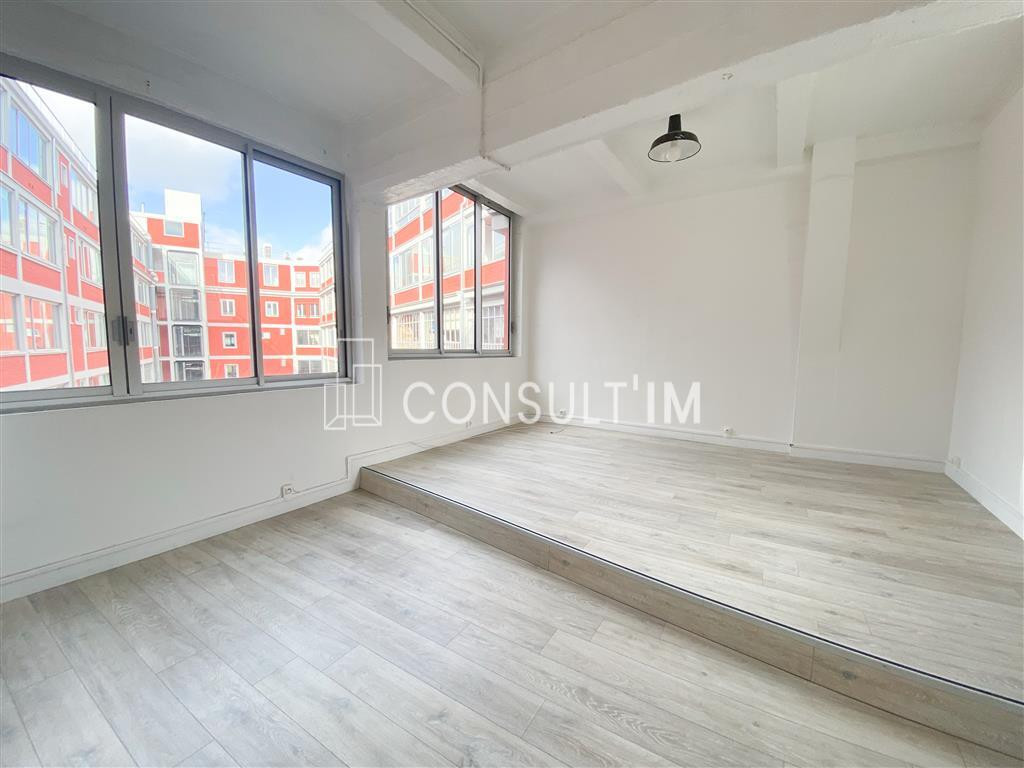 A deux pas de la Place de la Bastille, locaux lumineux et climatisés de 27m²