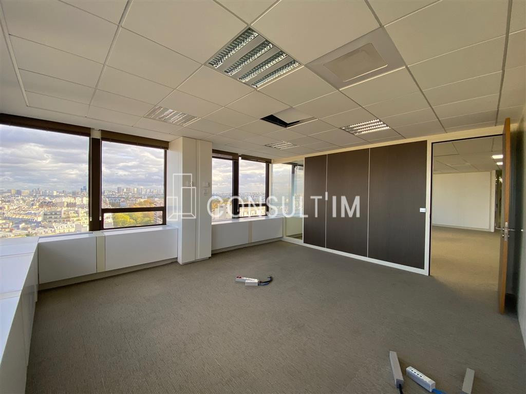Tour Montparnasse, à louer une surface de bureaux de 352,5 m²