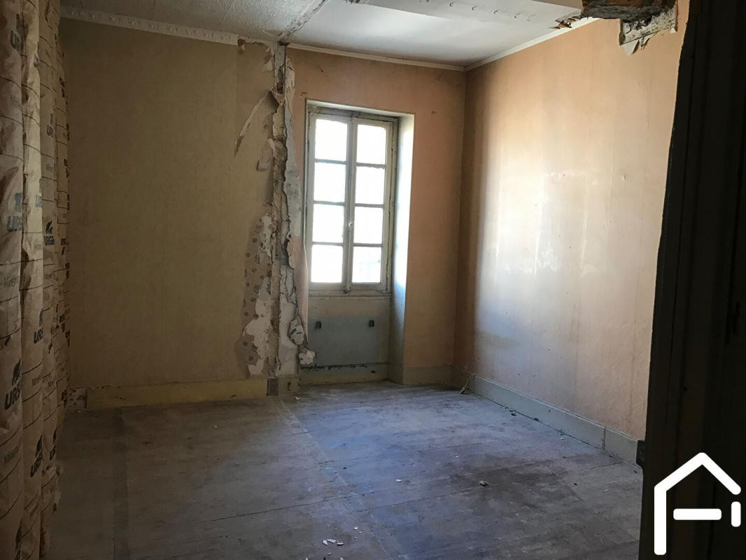 Maison de ville/Immeuble Mussidan 8 pièce(s) 170 m2