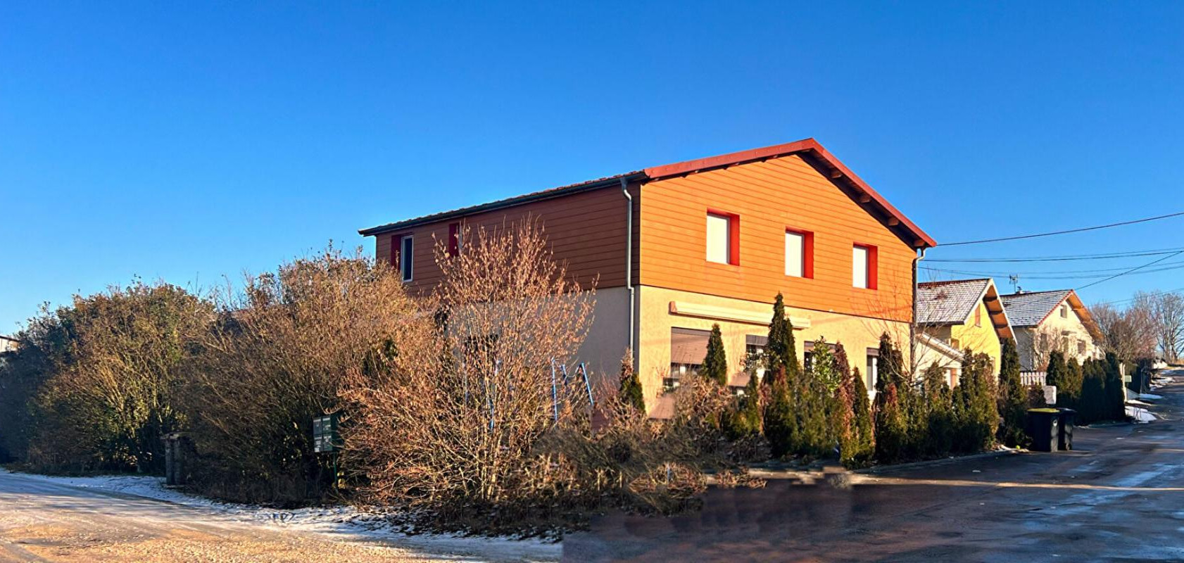 Immeuble de rapport Etalans 356 m2