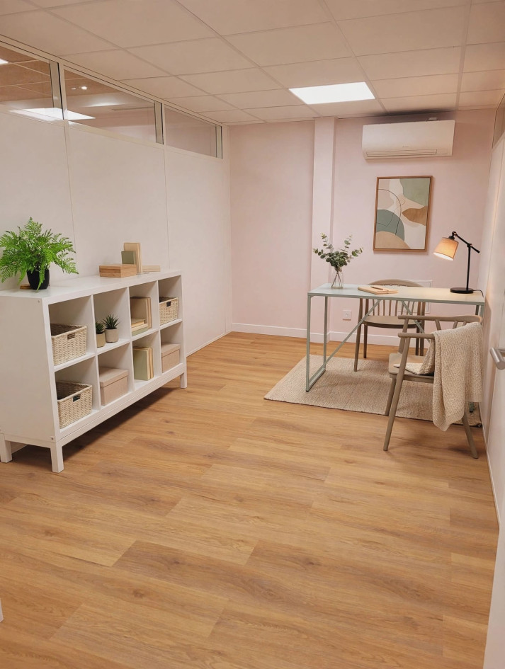 Beau cabinet de 5 bureaux cherche son équipe médicale/paramédicale : sage-femme, infirmière, psychologue, orthophoniste...