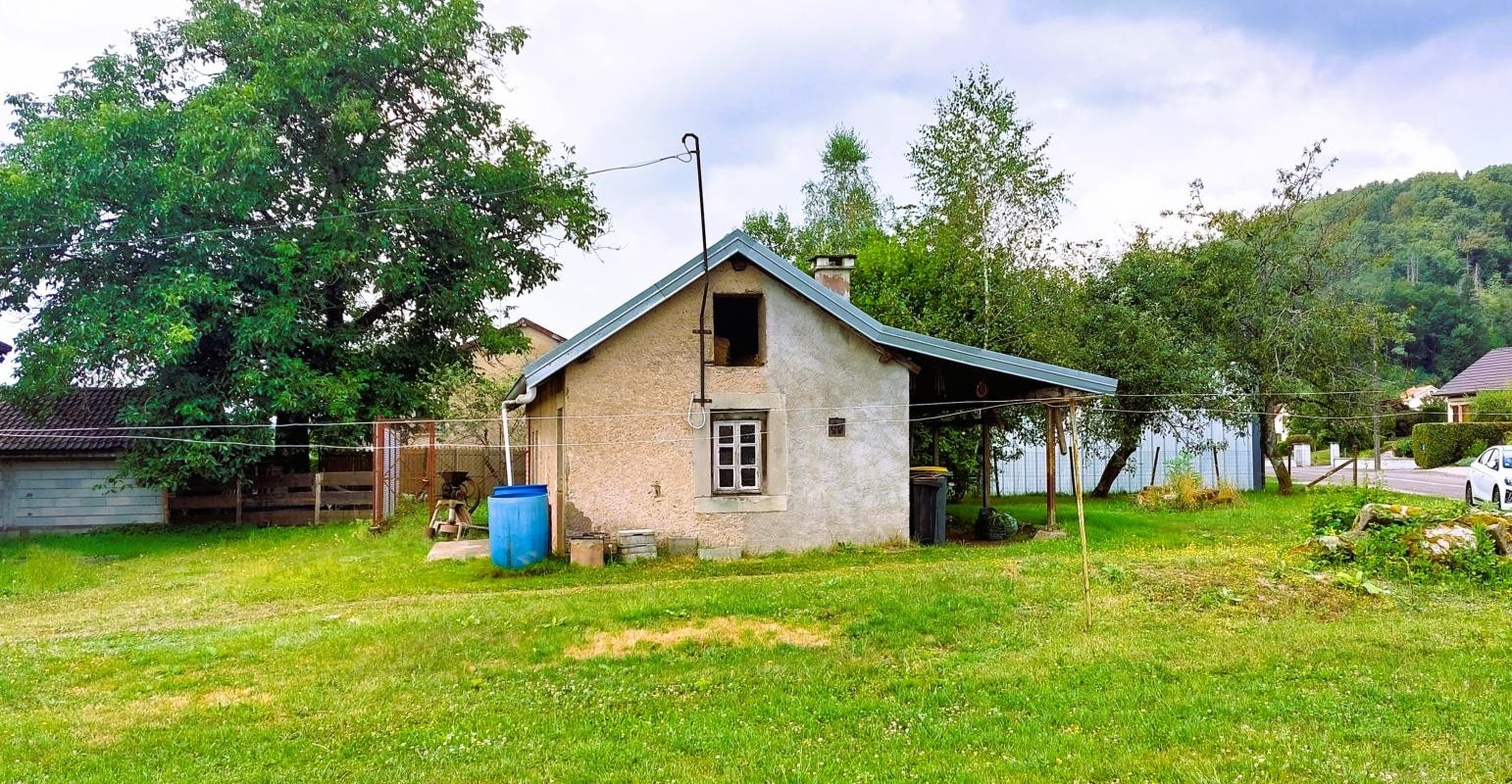 130KM de BALE/SAINT LOUIS - 1000 ETANGS - ANCIENNE FERME 200 M² HAB. - DEPENDANCES - Village 350hab. (350)
