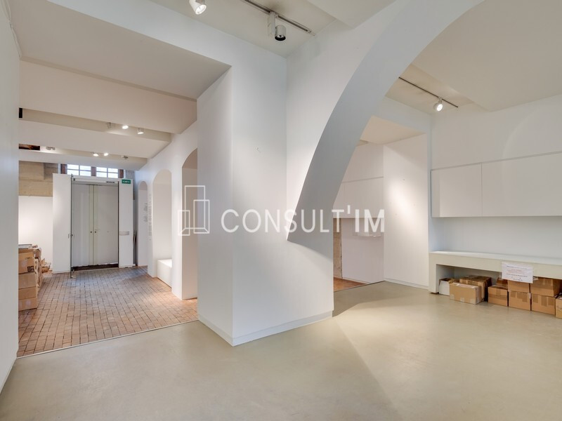 Quartier les Archives, boutique de 203 m²
