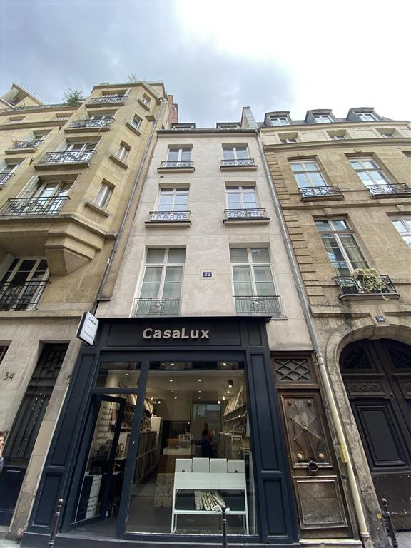Bureau entièrement rénové en plein cœur du marais