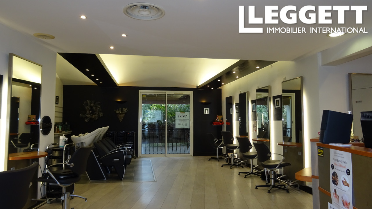 Très belle affaire !!! Fonds de commerce coiffure mixte et barbier en emplacment N° 1