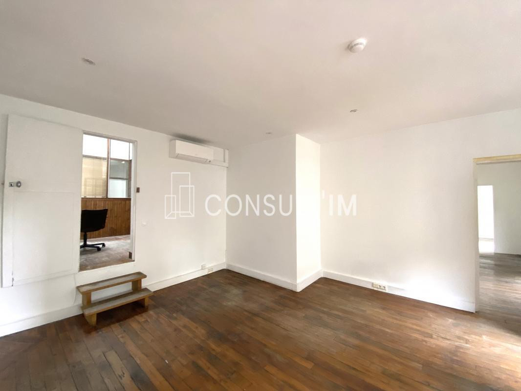 A louer, immeuble indépendant à Montreuil