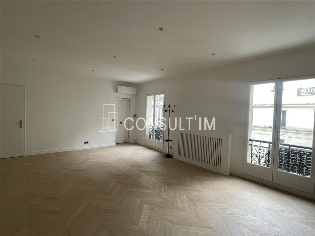 A louer bureau - 80m² - Avenue des Champs-Elysées