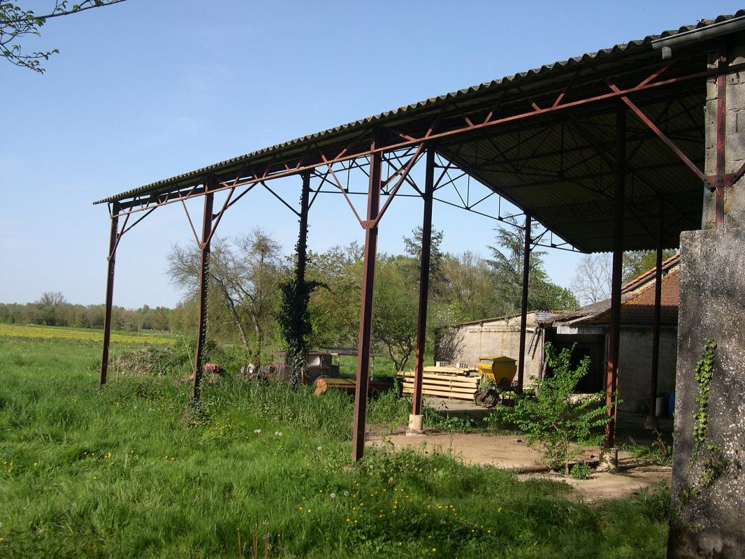 Heres : Hangar agricole de 300 m²