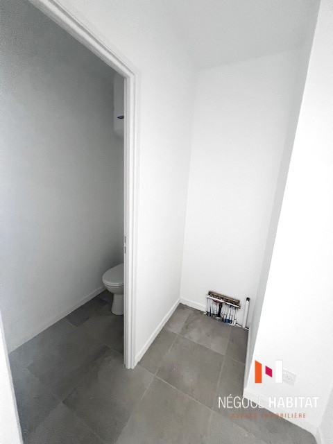 LOCAL PROFESSIONNEL T3 de 74m2