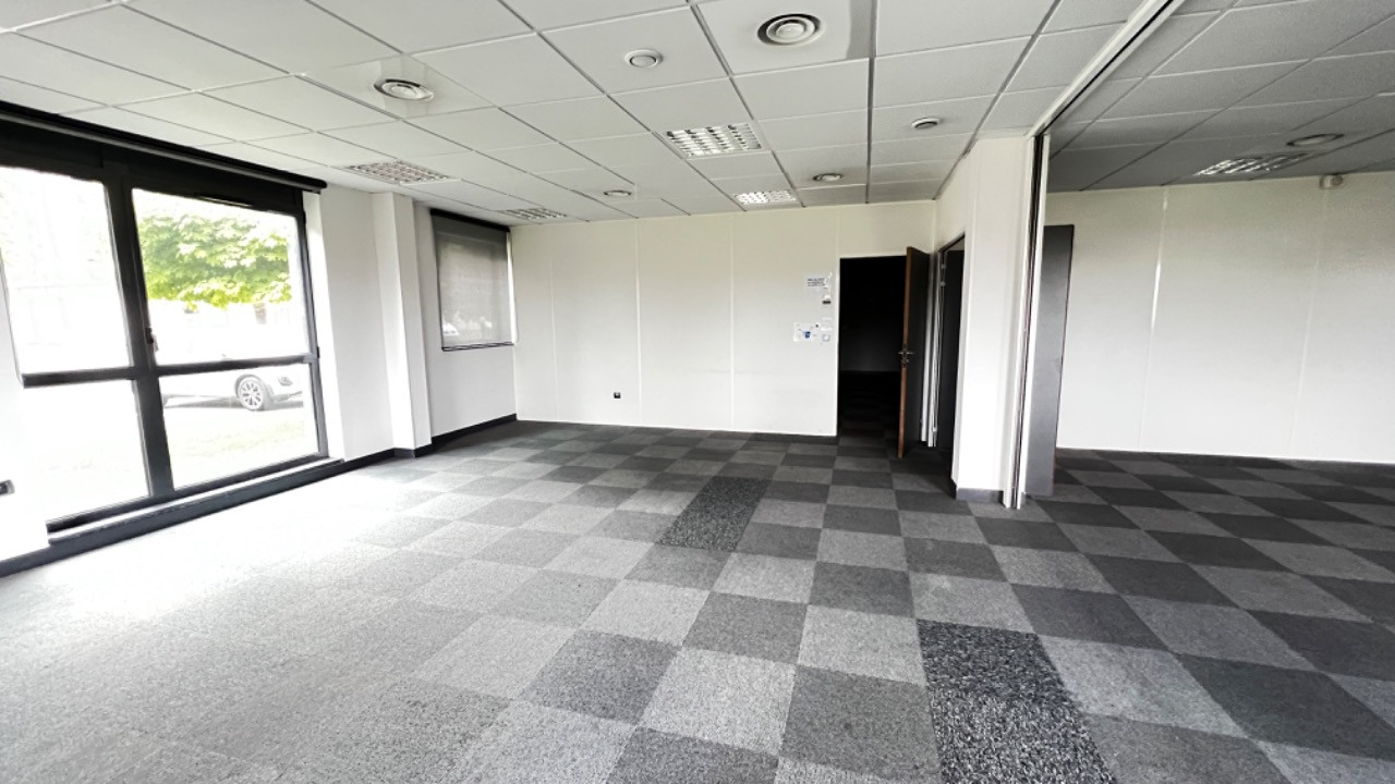 Plusieurs bureaux de 110 à 3000 m2
