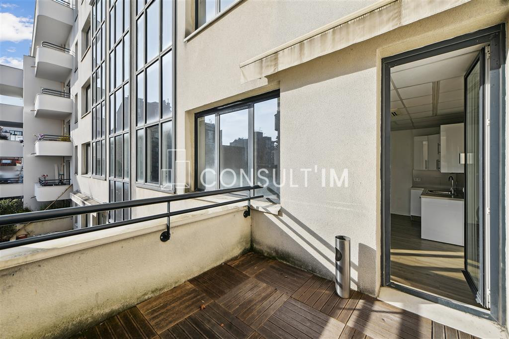 A louer des bureaux avec terrasse privative