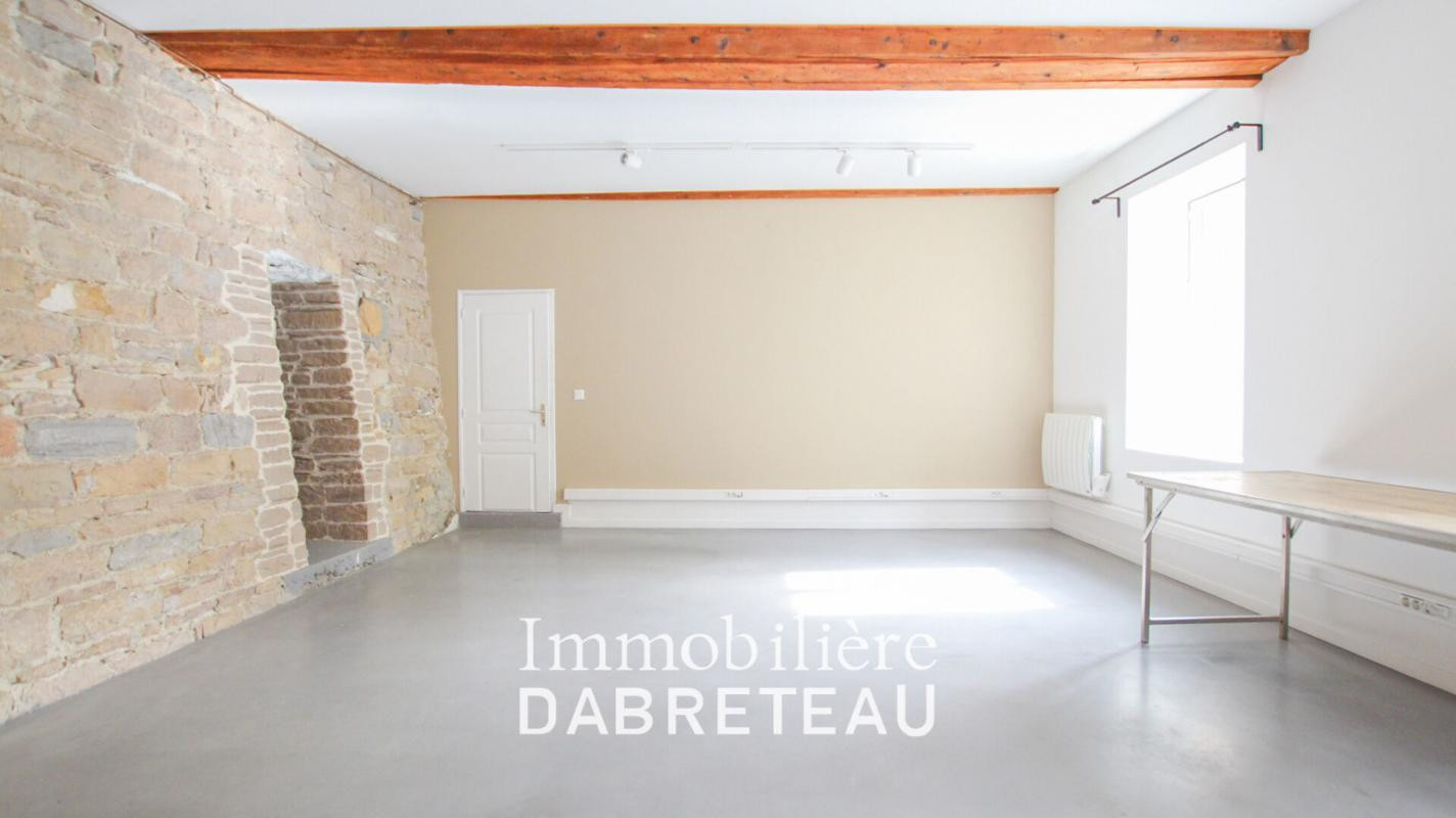 LOCAL EXCEPTIONNEL - CALUIRE