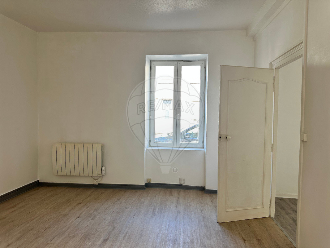 Immeuble 7 chambre(s) à vendre