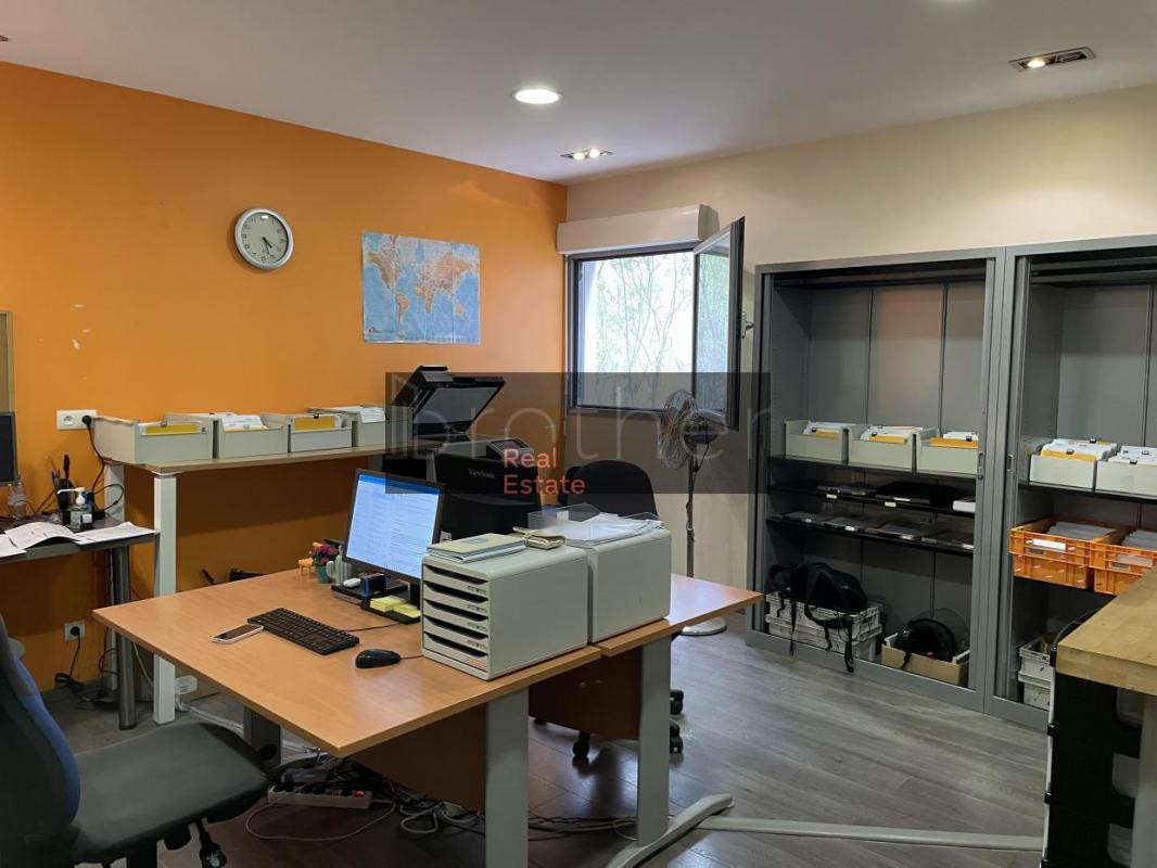 A louer Bureaux 200m2 Bordeaux Rive droite