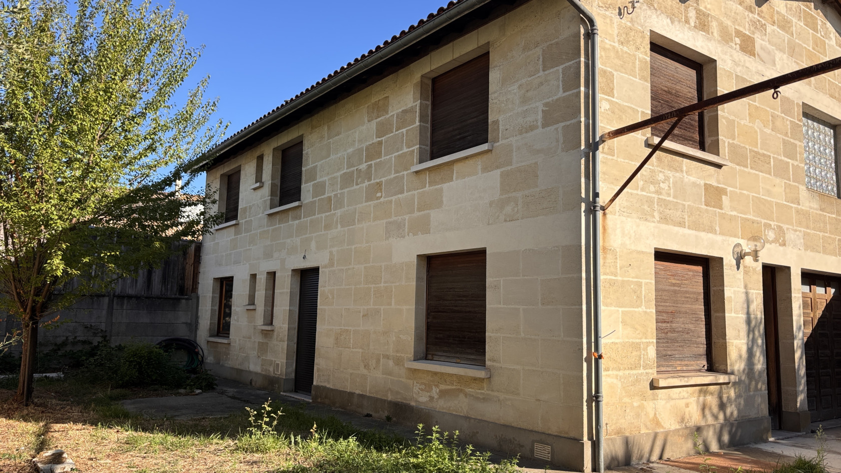 A proximité du Parc Bordelais – Ensemble immobilier avec potentiel de 8 à 10 cabinets médicaux et paramédicaux