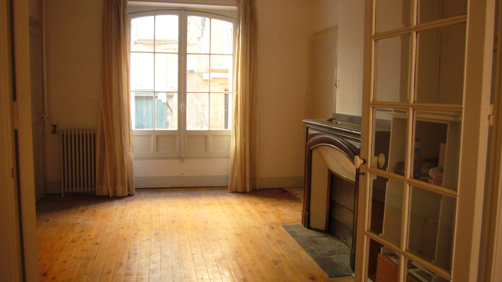 Bureaux/ Locaux professionnels.    A louer