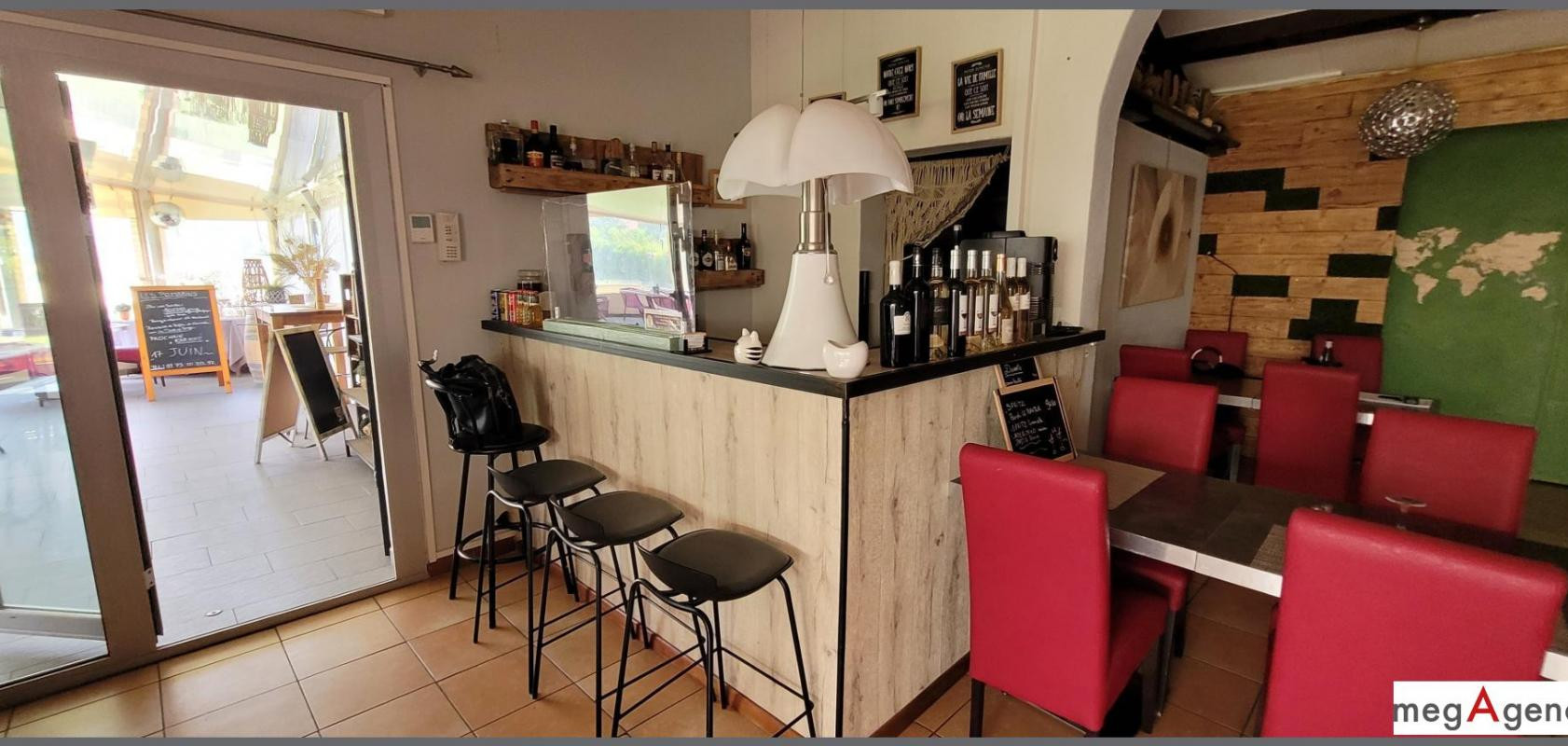 Une belle opportunité, local avec extérieur
