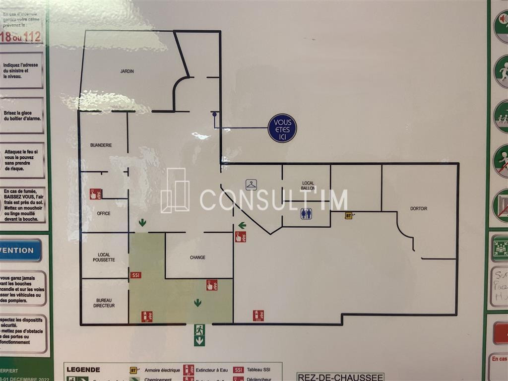 Local commercial ERP PMR en RDC donnant sur un beau jardin privatif