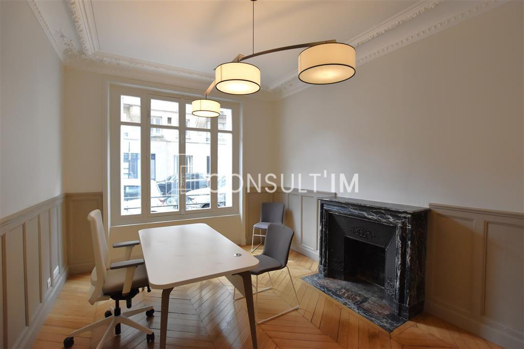Bureaux rénovés équipés