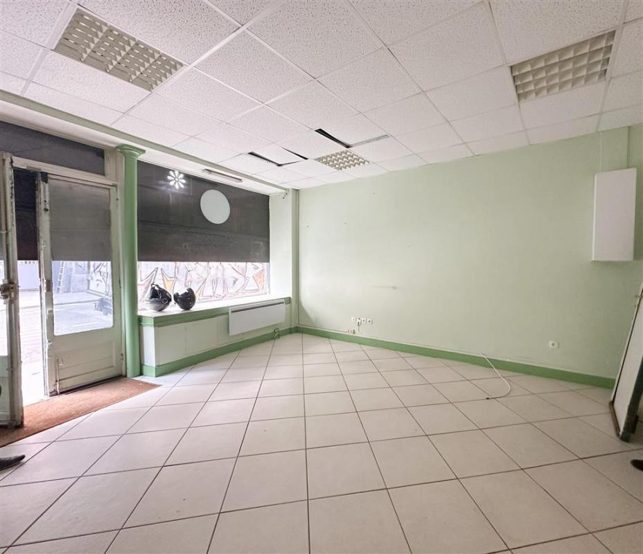 Une boutique lumineuse de 39m² à louer vers le boulevard Orano