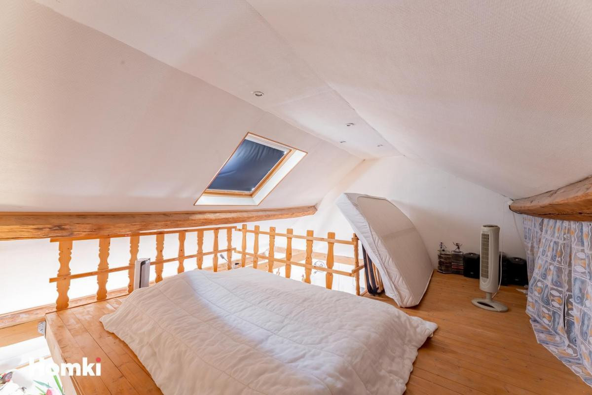 Sin Le Noble immeuble de Rapport 3 logement et cellule commerciale