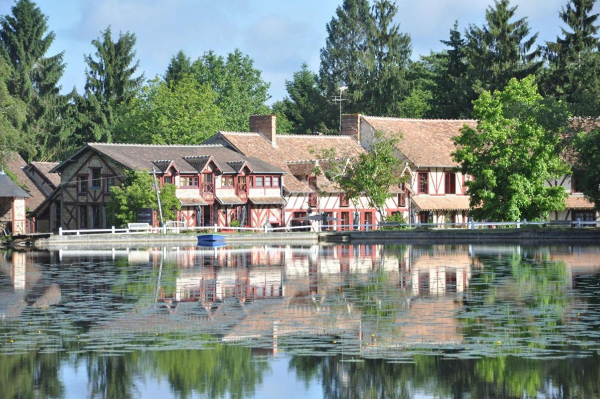 41. Murs d'Hôtel/Restaurant Nouan le Fuzelier