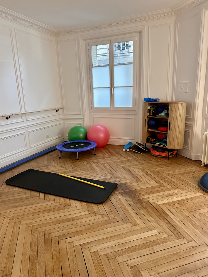 LOCATION CABINET PARIS 16