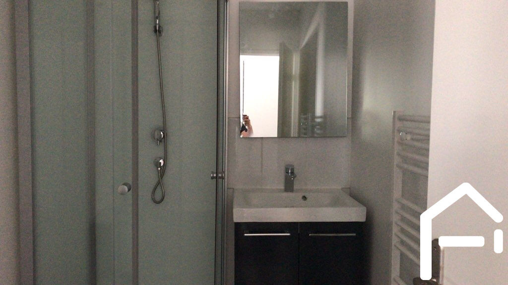 Immeuble la timone R+1 élevable  en R+4