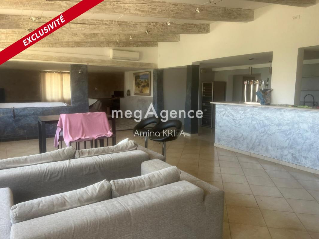 Immeuble idéal investisseur à LA CAPTE bord de mer