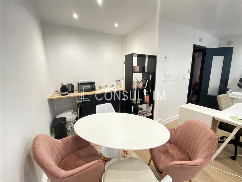 Entre les Halles et Rivoli, bureaux de 45m²