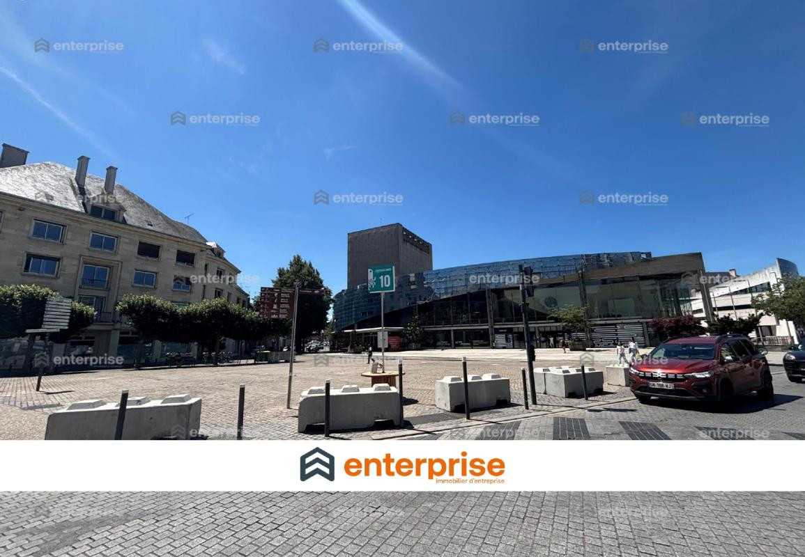 LOCAL COMMERCIAL 83M² PLAIN-PIED – AMIENS CENTRE-VILLE (IDÉAL CABINET / SERVICES)