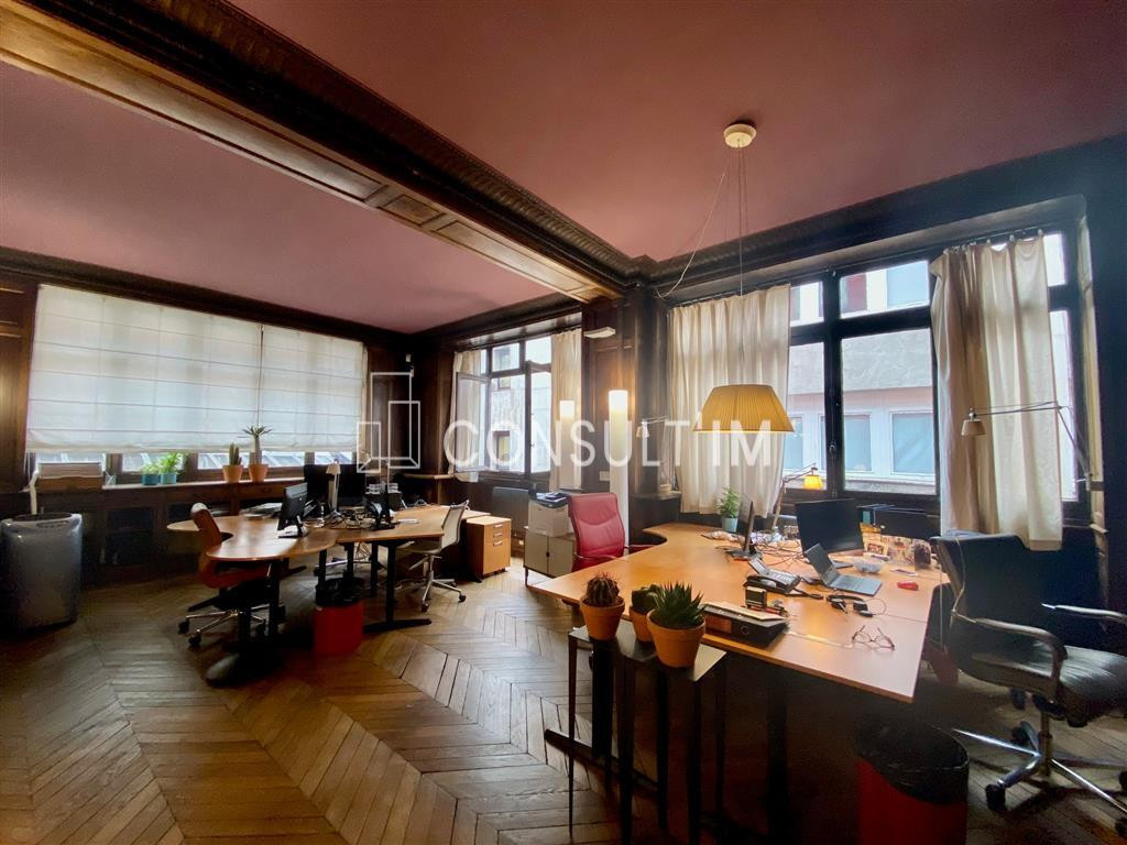 Au cœur du 11ème, des bureaux lumineux à louer