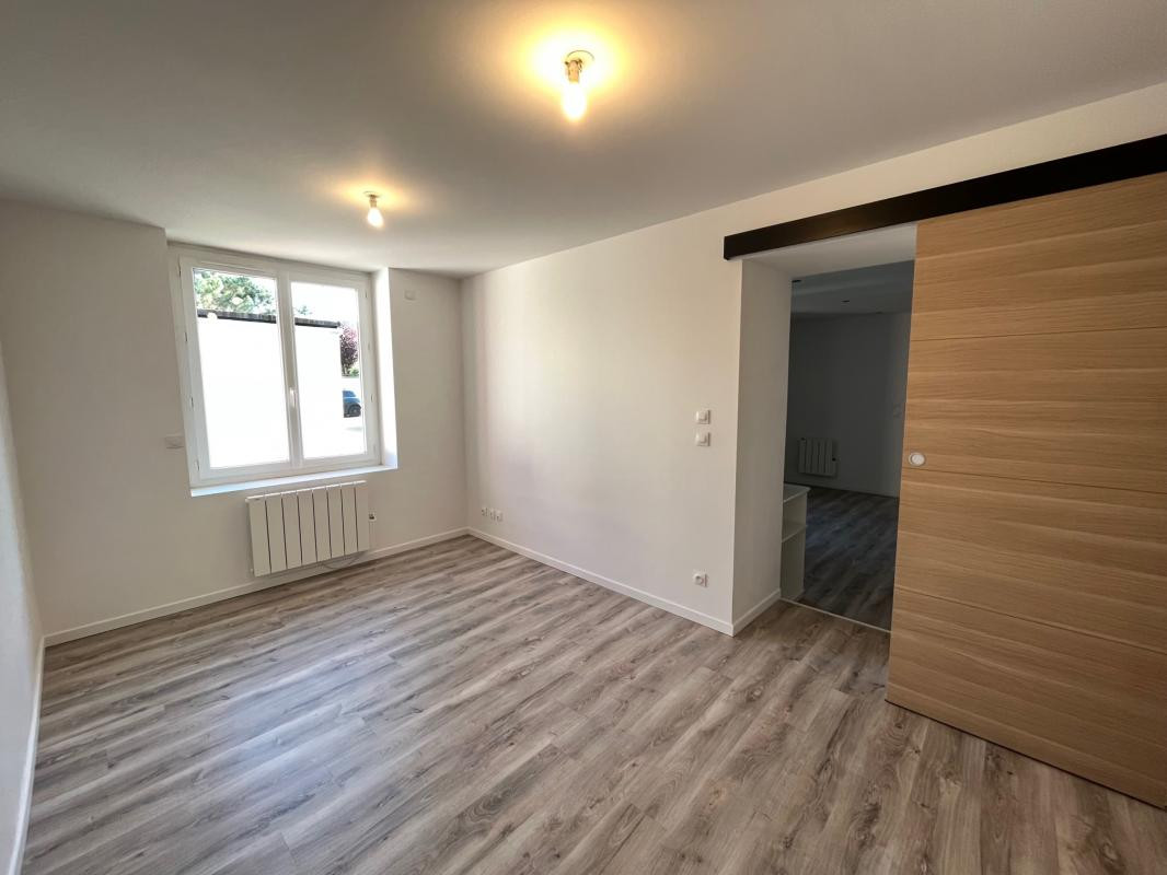 Immeuble de rapport 214m2 en parfait état avec JARDIN, TERRASSE, GARAGES à vendre Villars